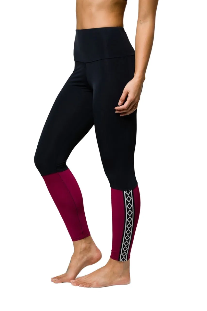 Last Chance! Onzie Olympian Legging 2060